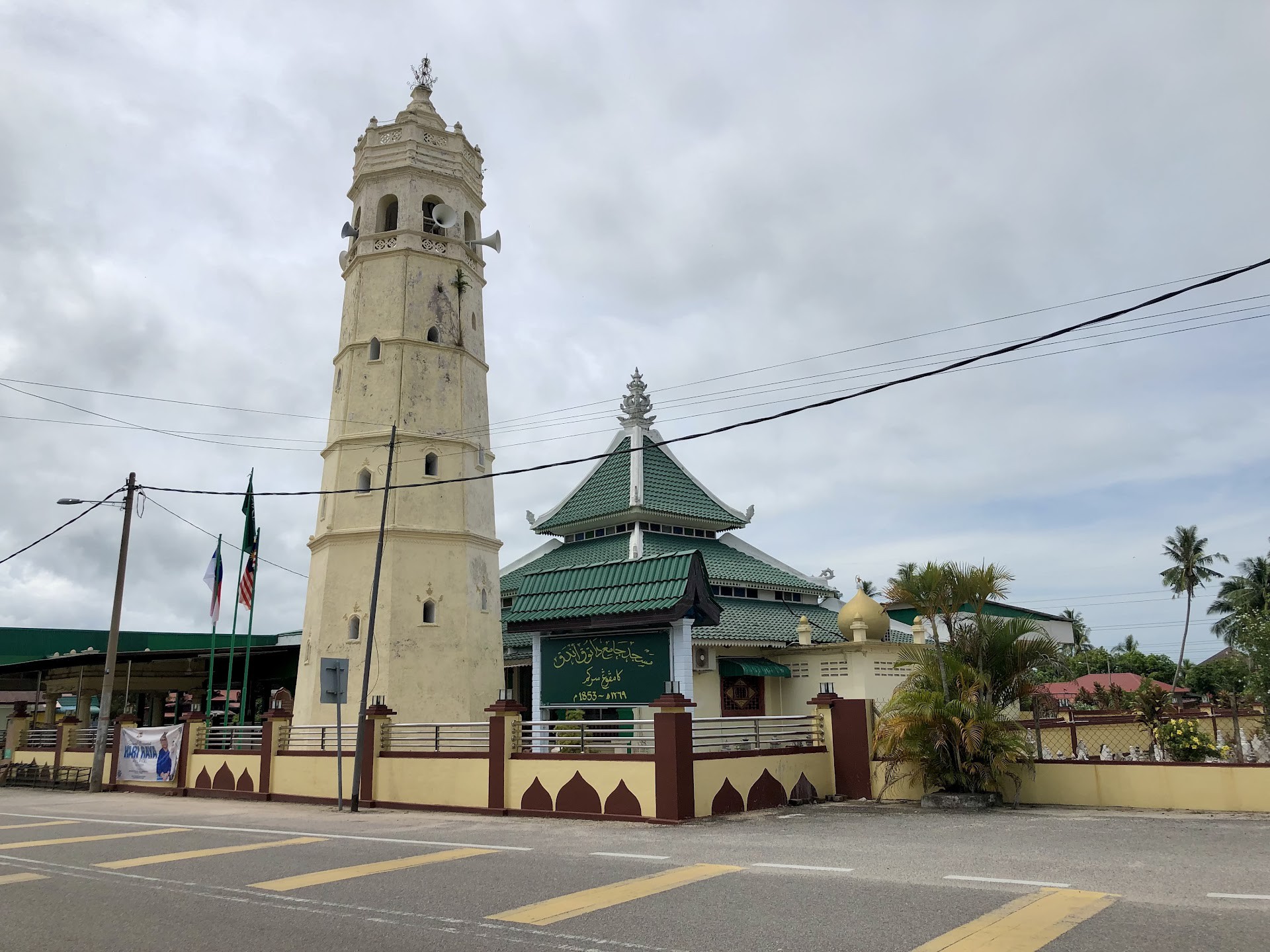 Gambar Masjid Jamek Datuk Andak Serkam Pantai