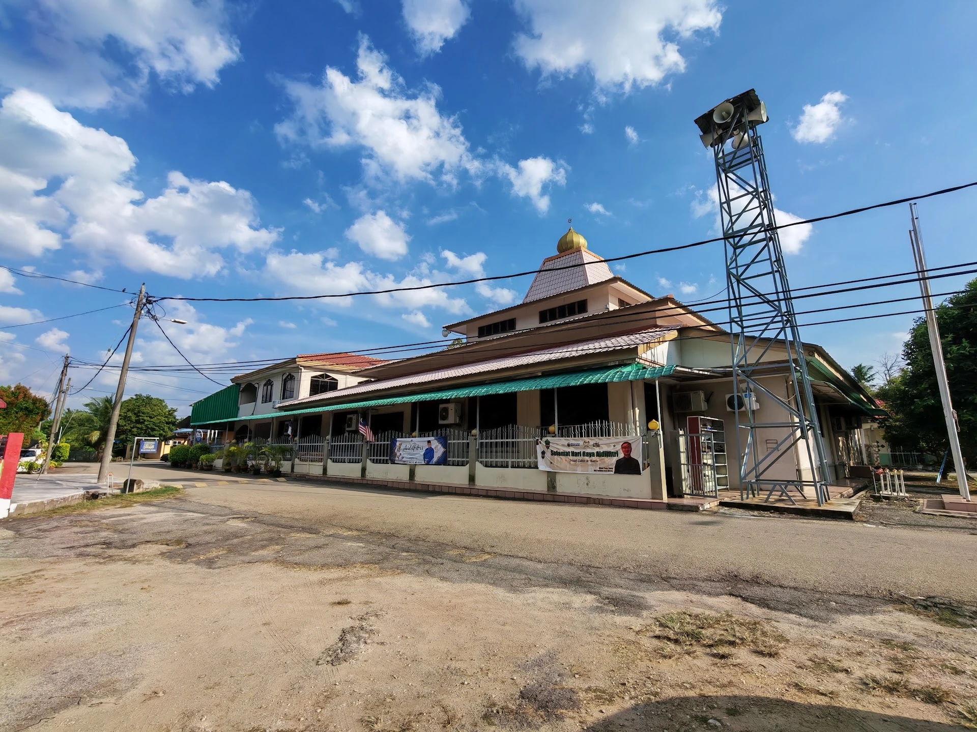 Gambar Masjid Al-Wathani Bukit Pegoh