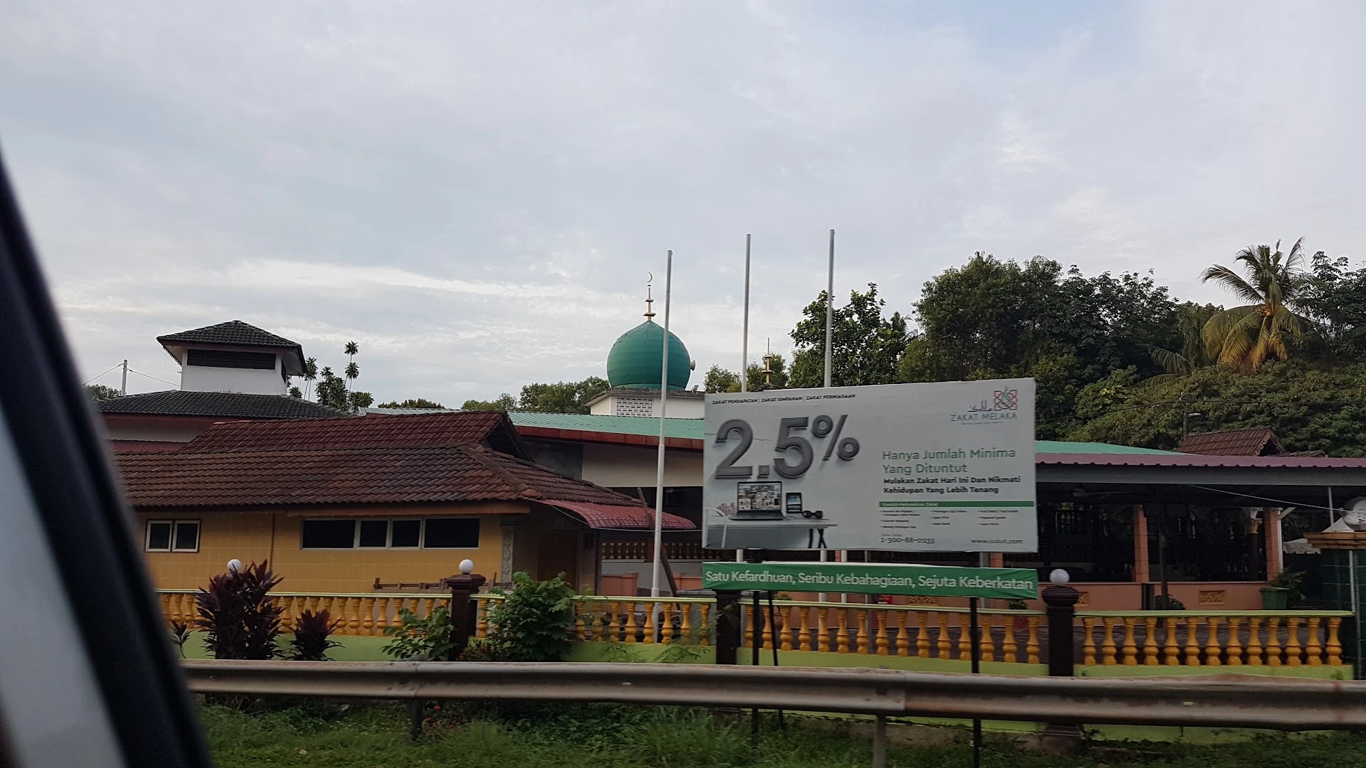 Gambar Masjid An-Najwan Cheng