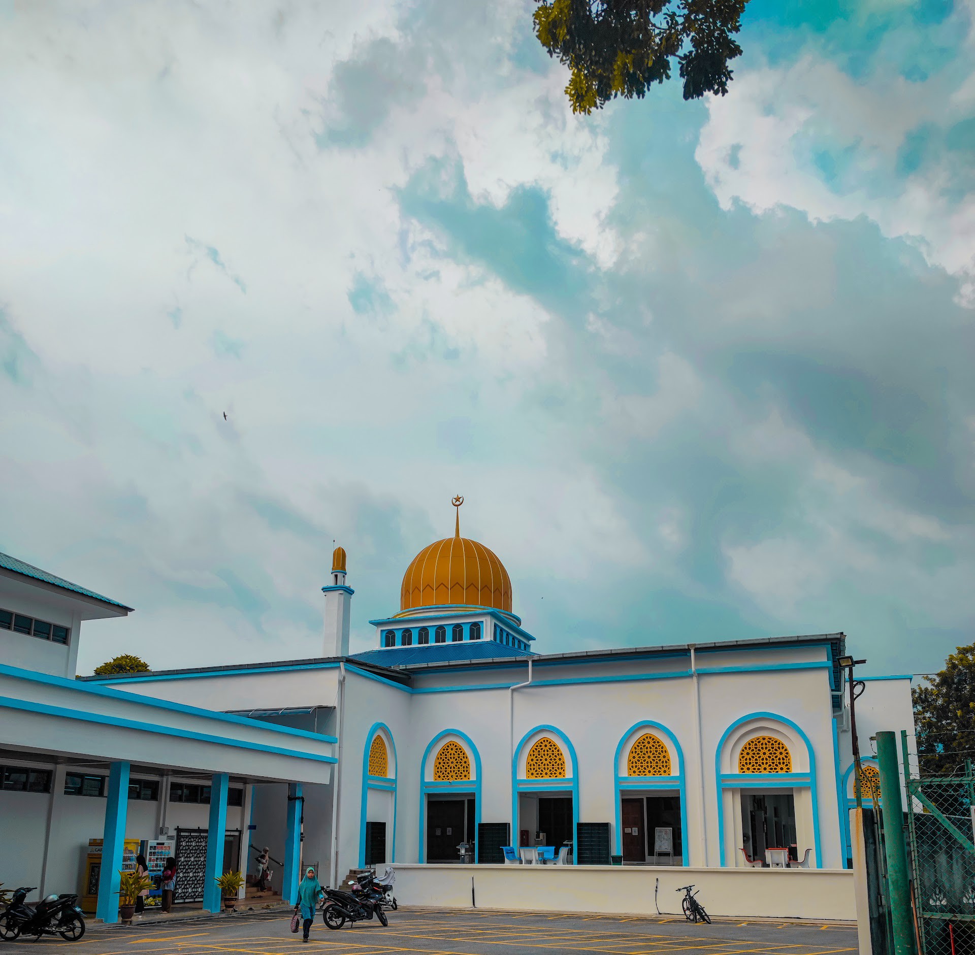 Gambar Masjid Daerah Barat Daya