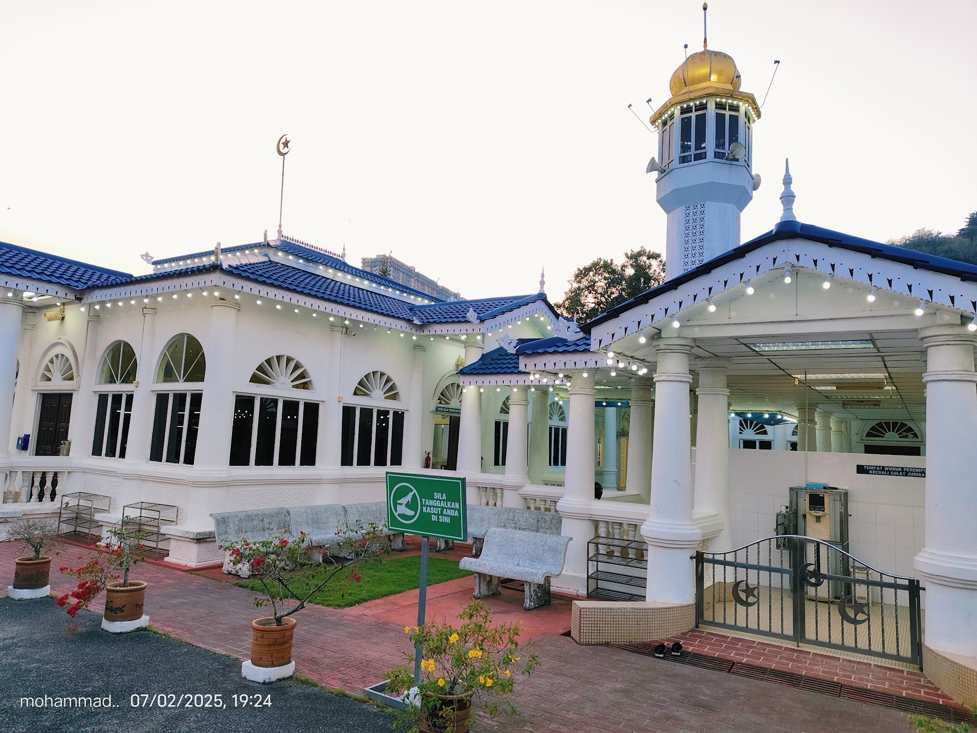 Gambar Masjid Kampong Seronok