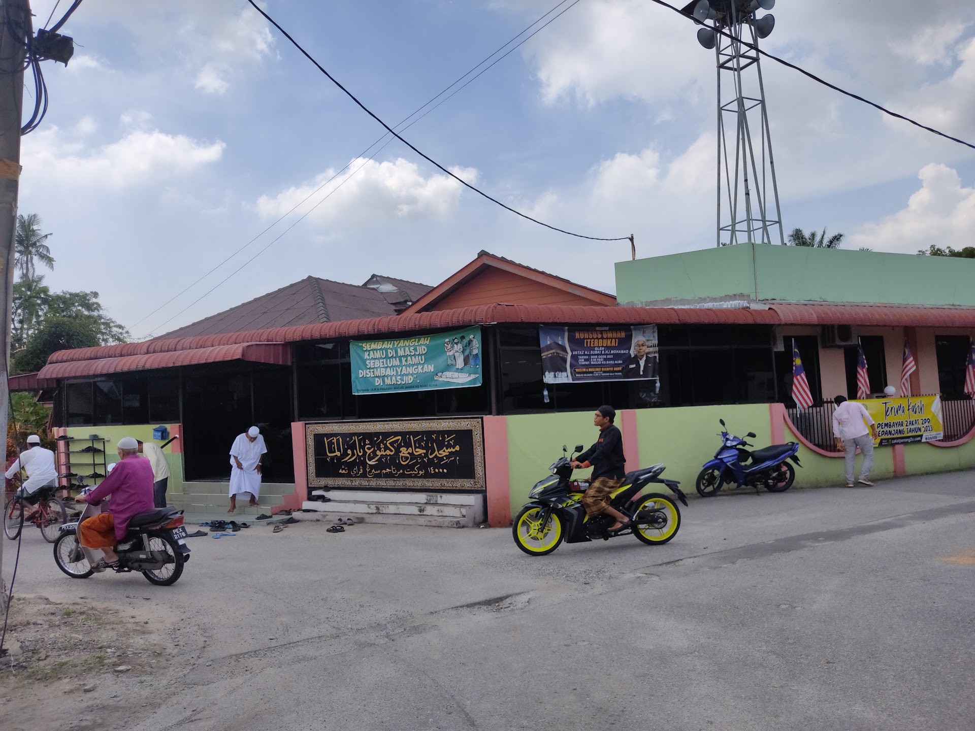 Gambar Masjid Kampong Baharu Alma