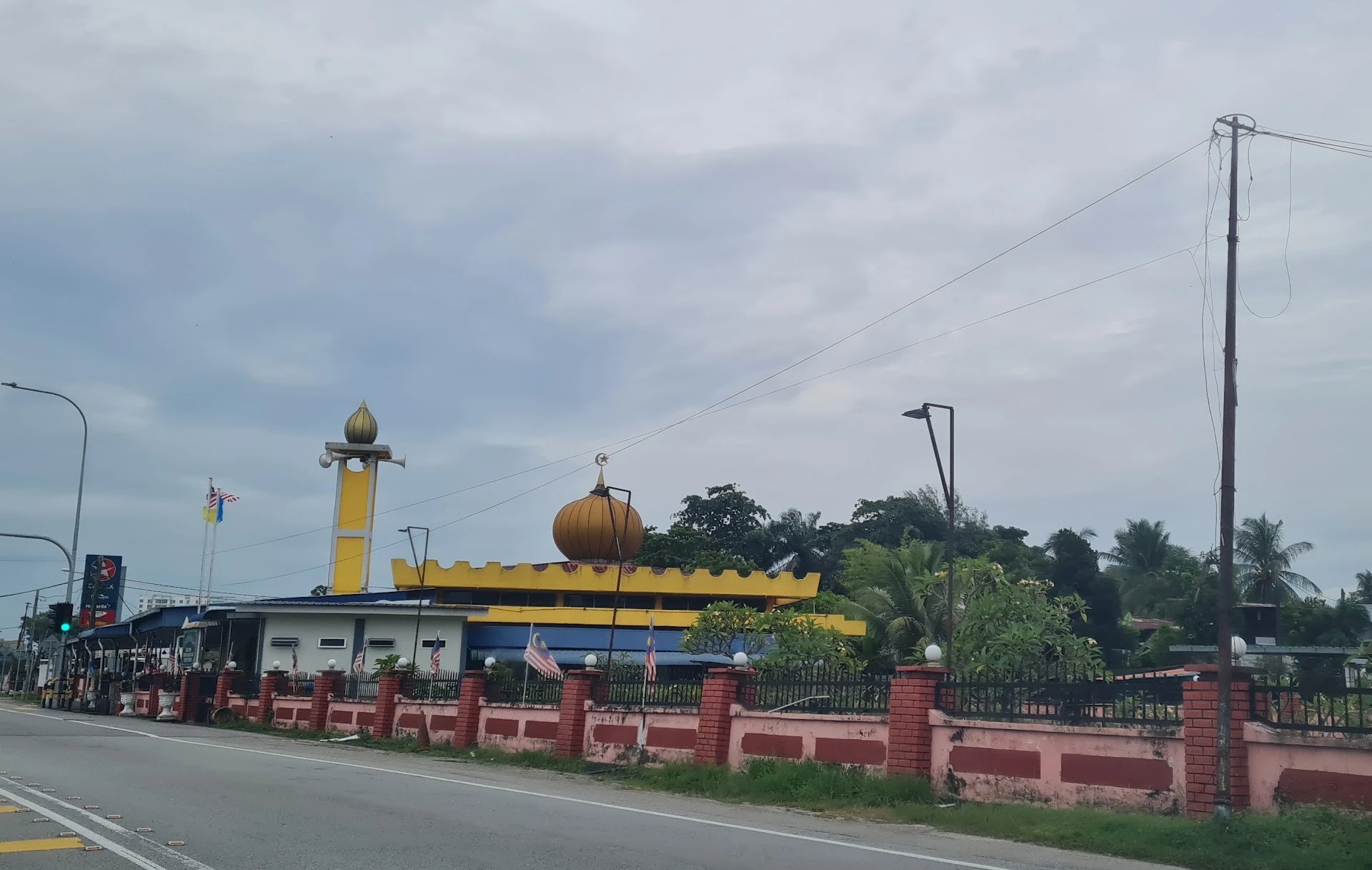 Gambar Masjid Bagan Lebai Tahir