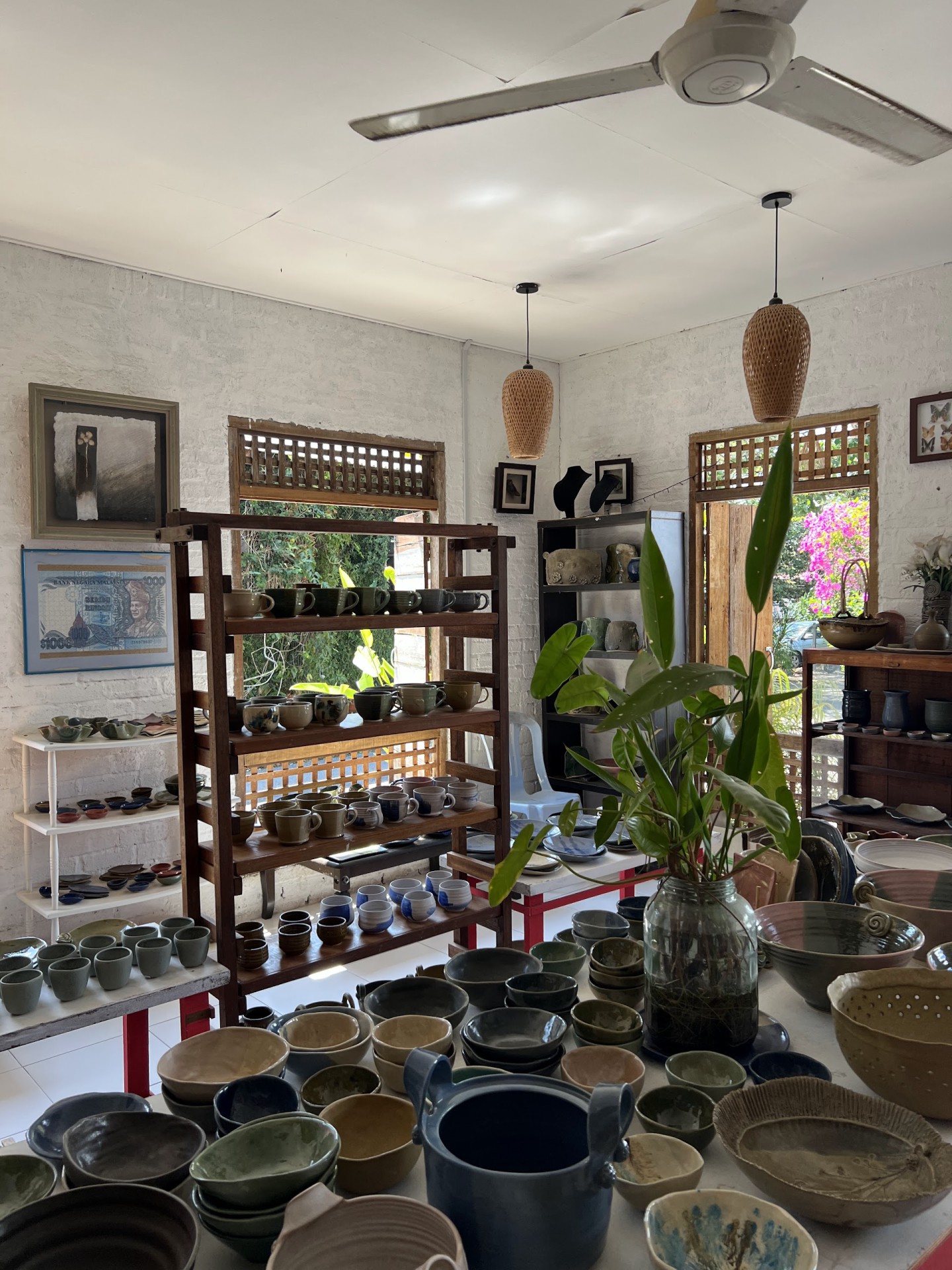Ilham Seramik Studio & MakLang Cafe — Sudut tambahan 1