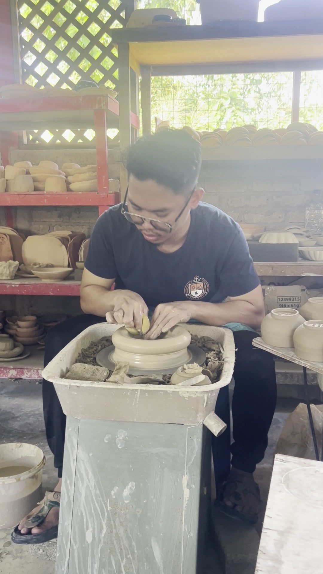 Ilham Seramik Studio & MakLang Cafe — Sudut tambahan 2
