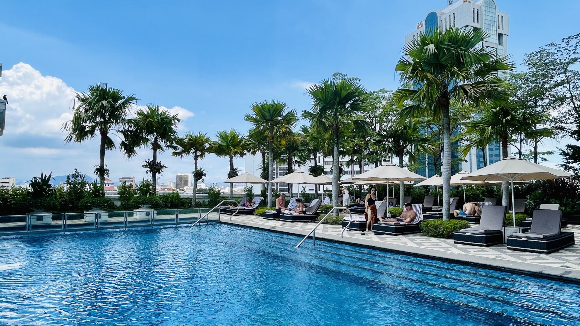 Eastern & Oriental Hotel — Sorotan tempat