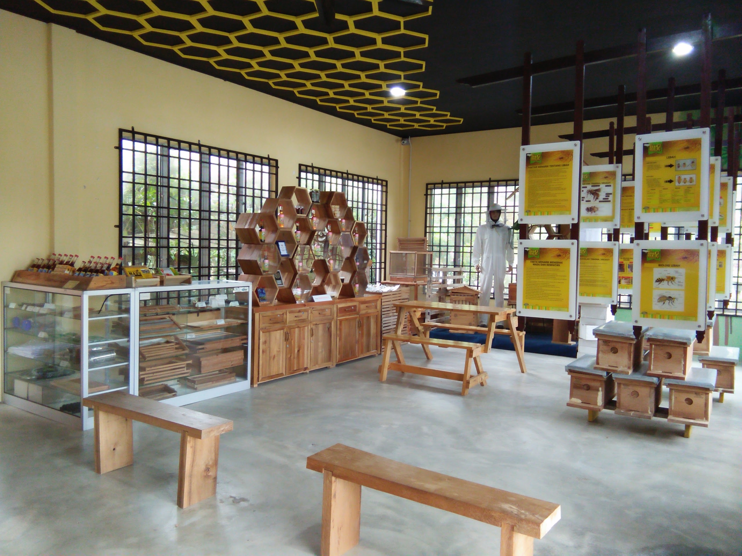 Gambar Galeri Madu Big Bee Honey