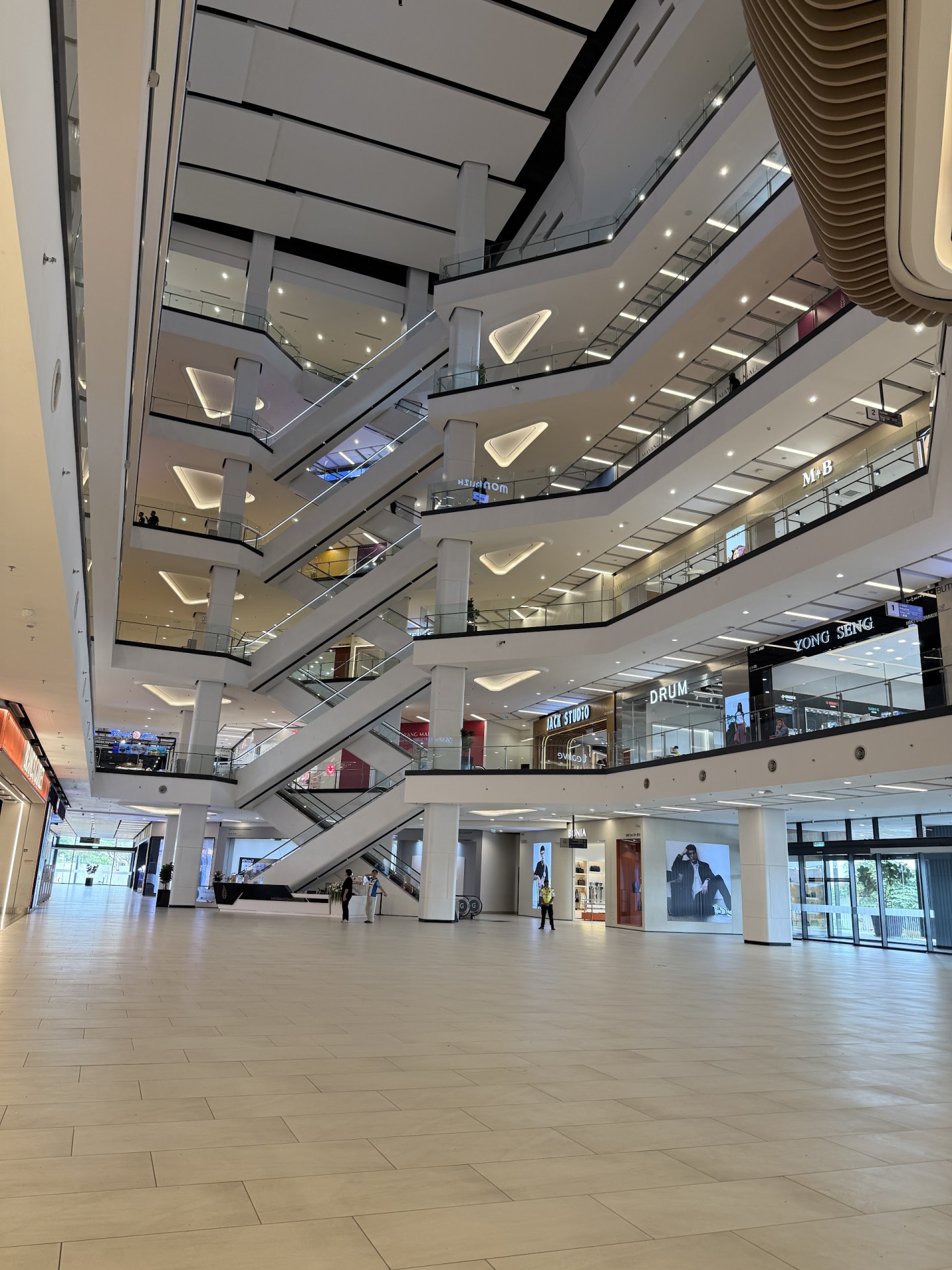 Mayang Mall — Sorotan tempat