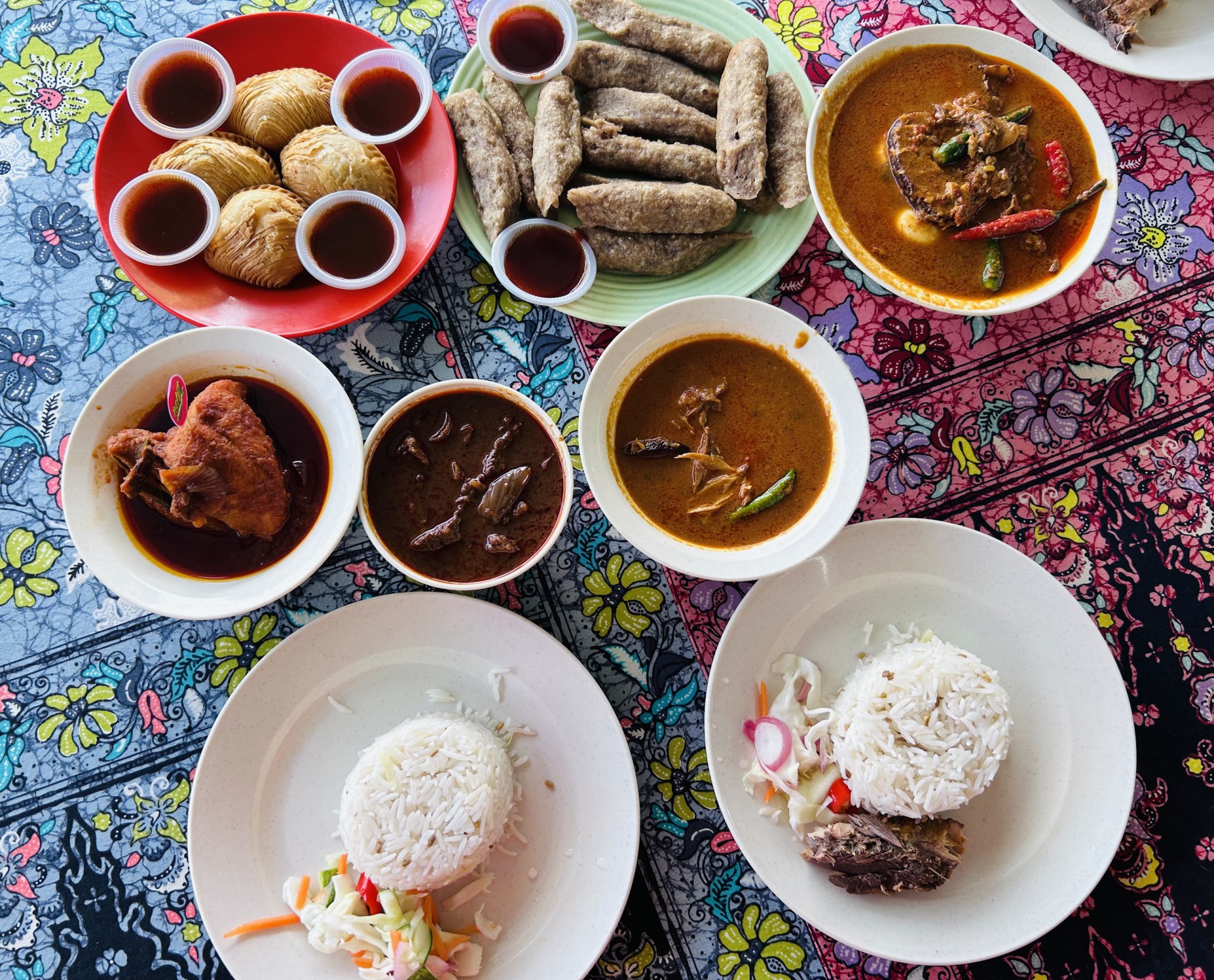 Nasi Dagang Atas Tol — Kampung Atas Tol — Sorotan tempat
