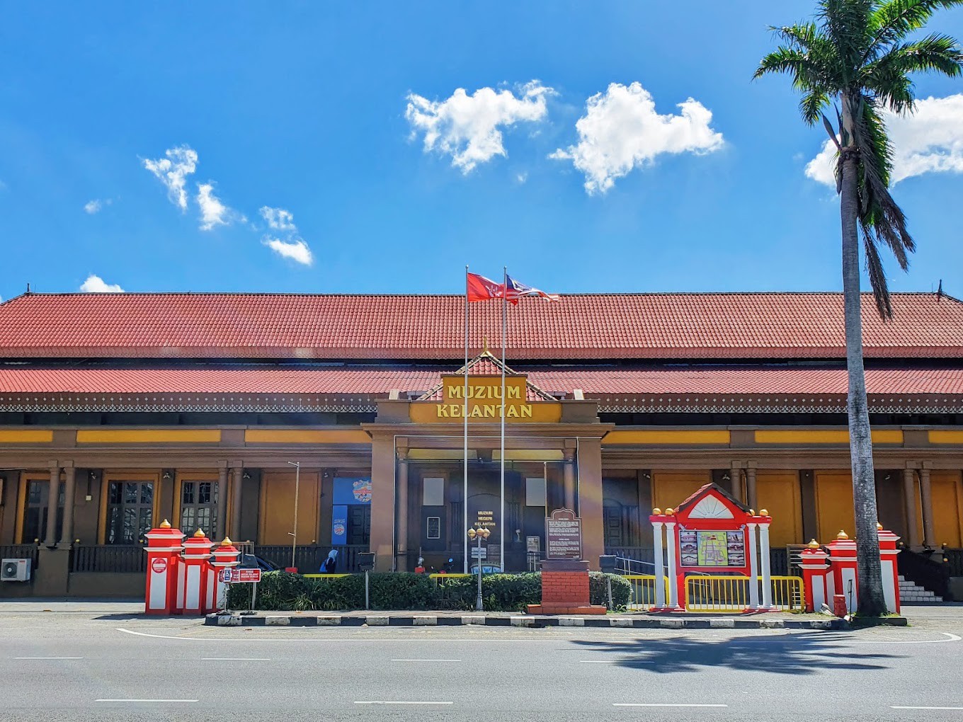 Gambar Muzium Negeri Kelantan