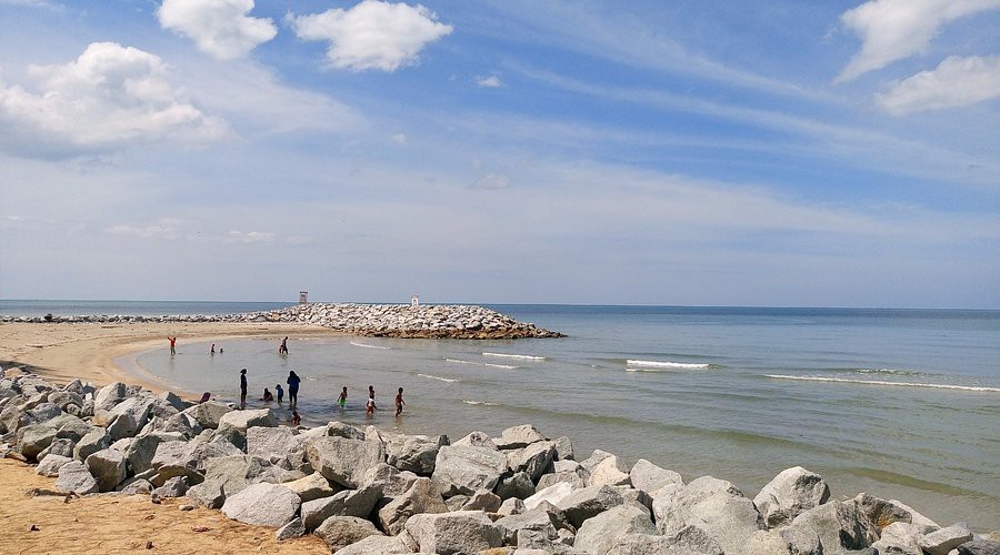 Gambar utama Pantai Irama