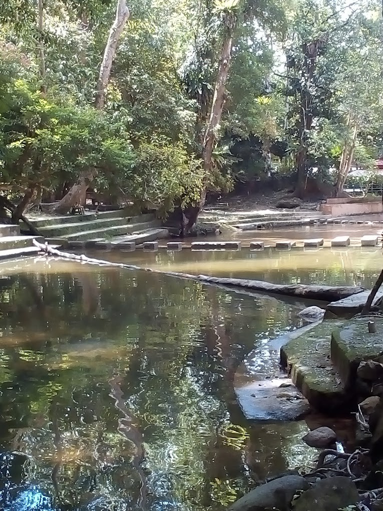 Gambar utama Lata Jeram Linang