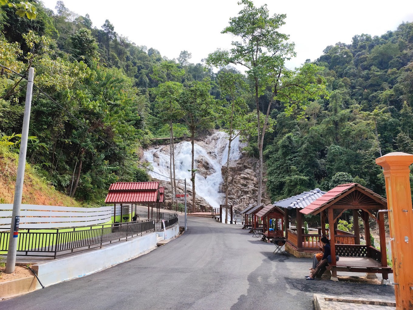 Gambar utama Lata Berangin
