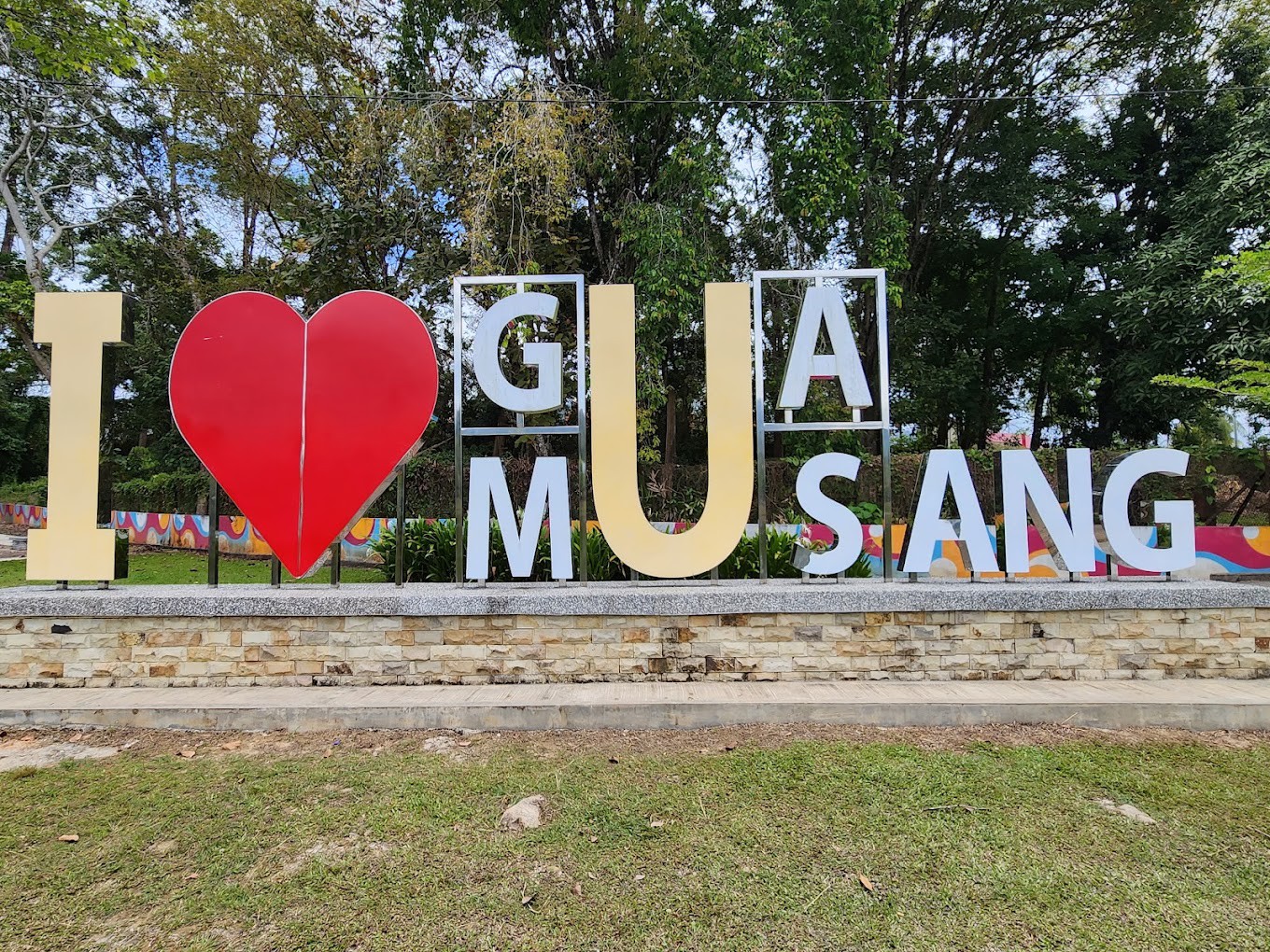 Gambar utama Taman Tasik Gua Musang