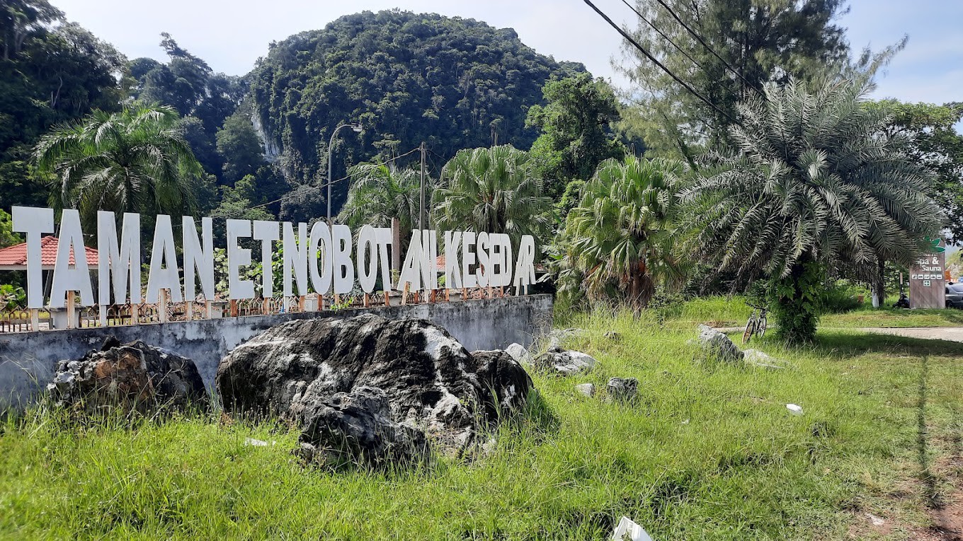 Gambar Taman Etnobotani KESEDAR
