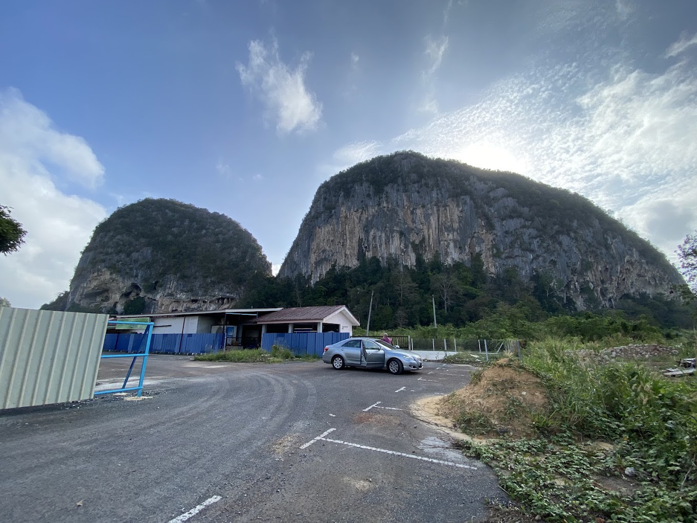 Gambar Taman Arkeologi Gua Semadong