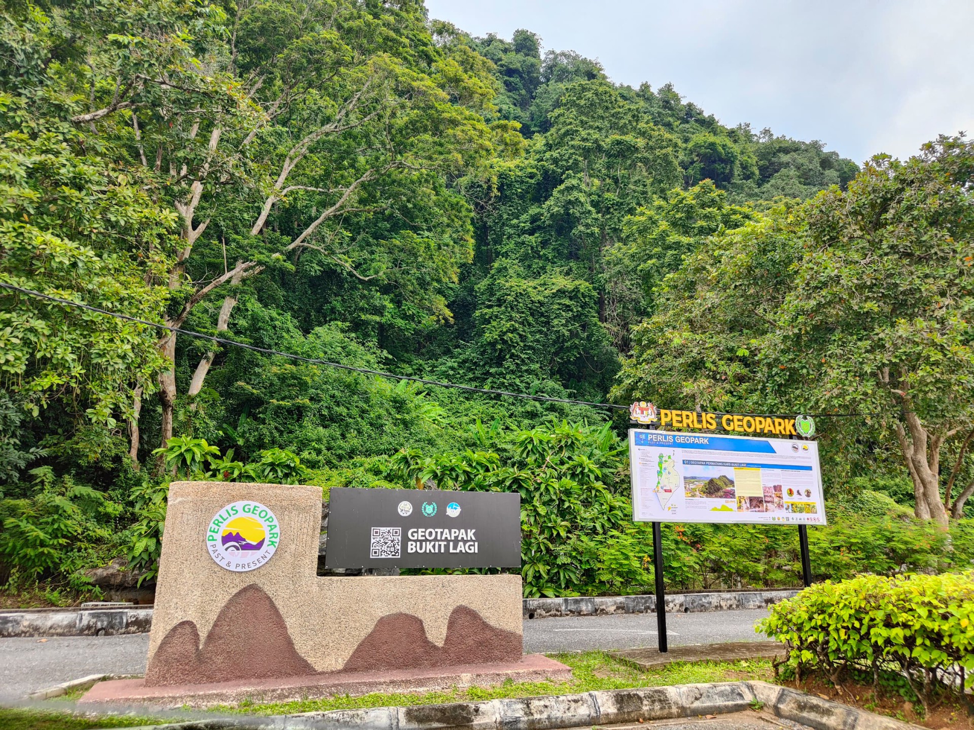 Gambar Permatang Kars Bukit Lagi
