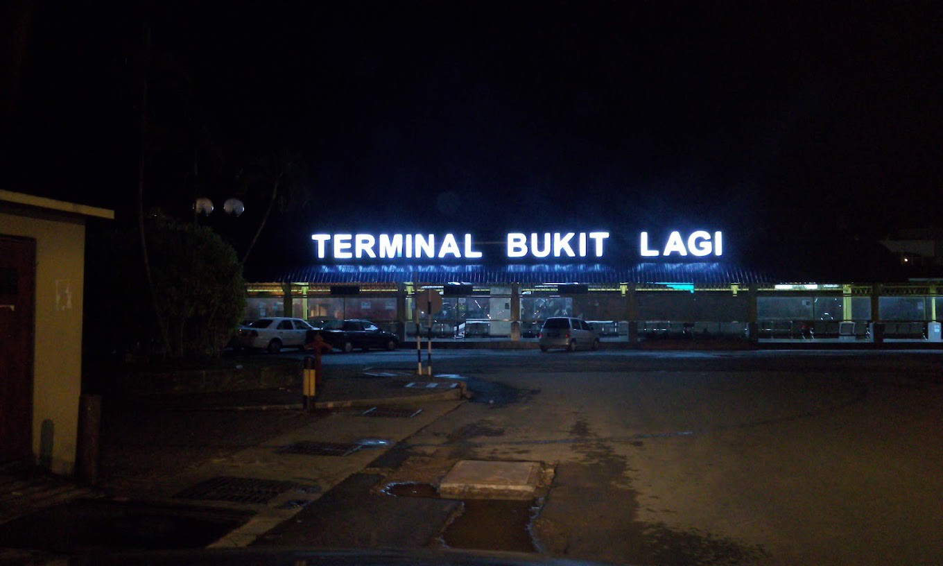 Gambar Terminal Bas Bukit Lagi