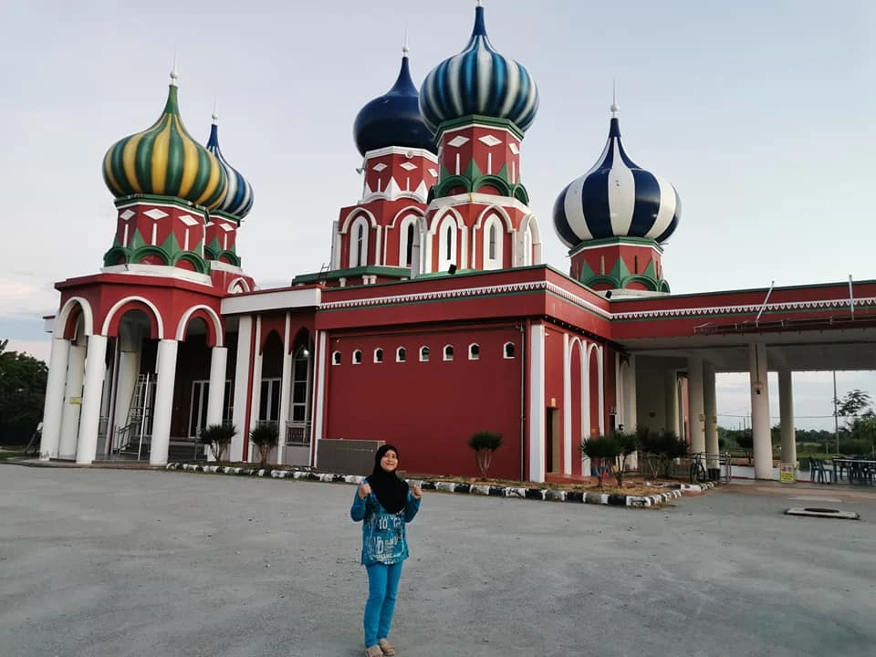 Masjid Lapan Kubah (8 Domes Mosque) — galeri 3