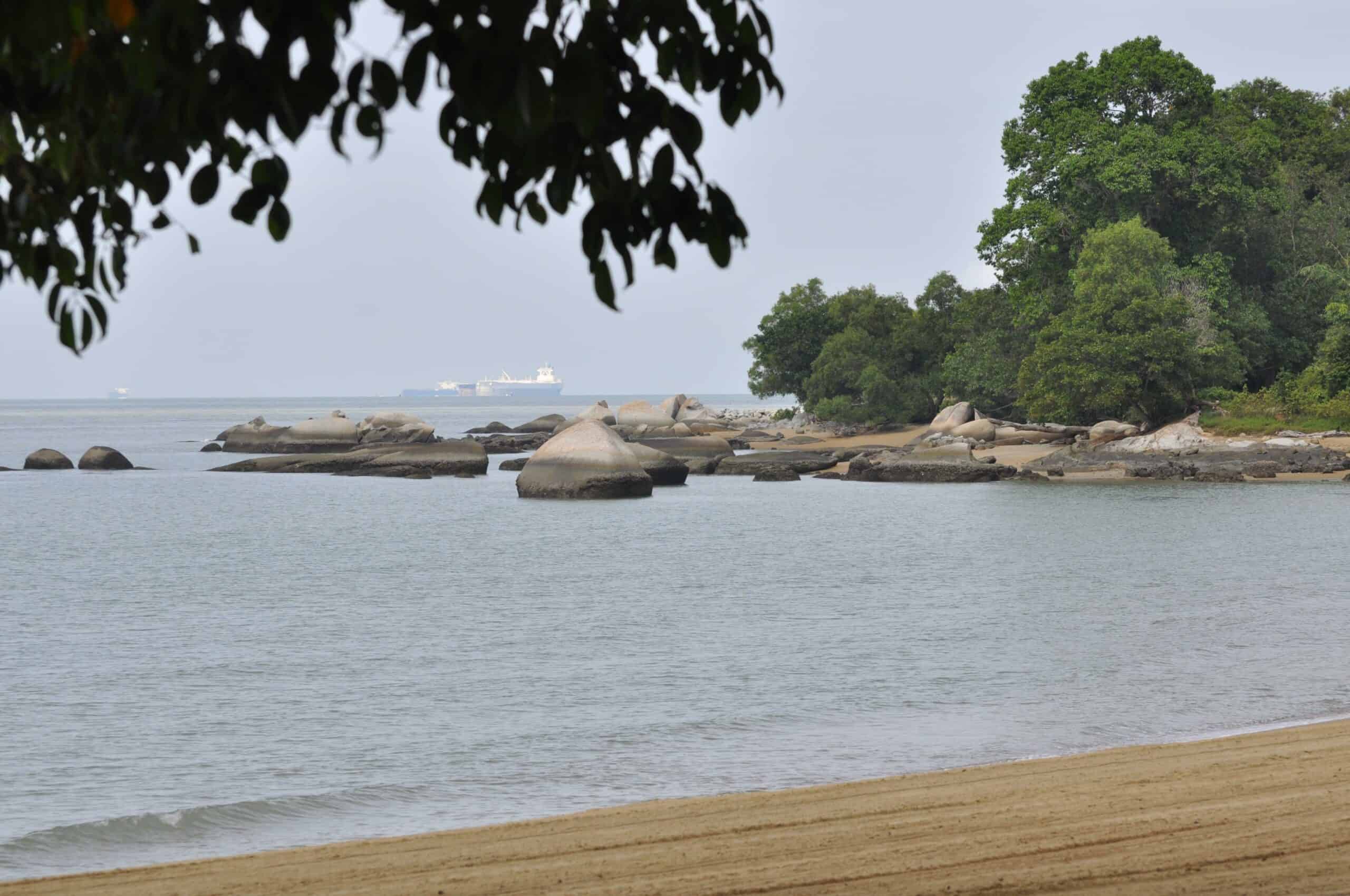 Gambar Pantai Tanjung Bidara