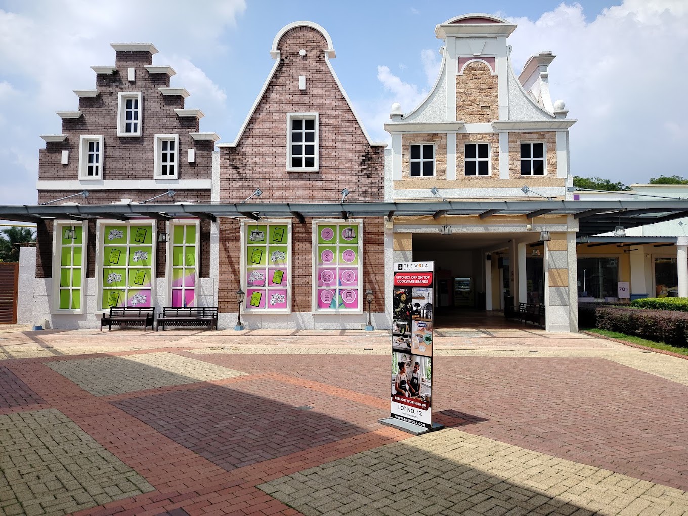 Gambar Freeport A'Famosa Outlet