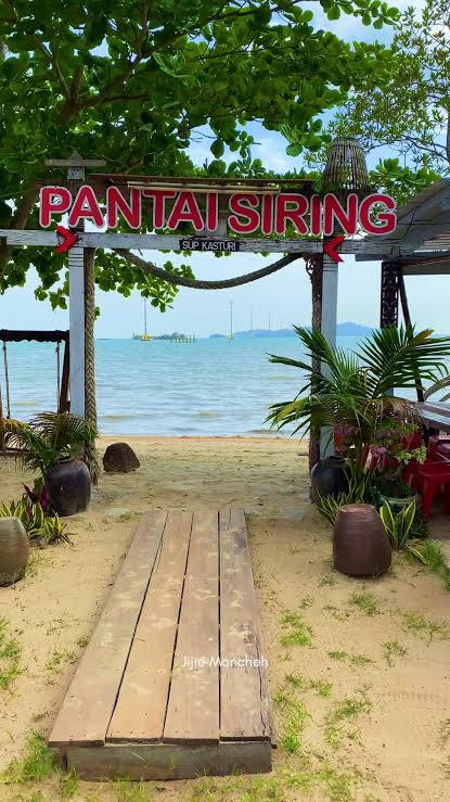 Gambar Pantai Siring