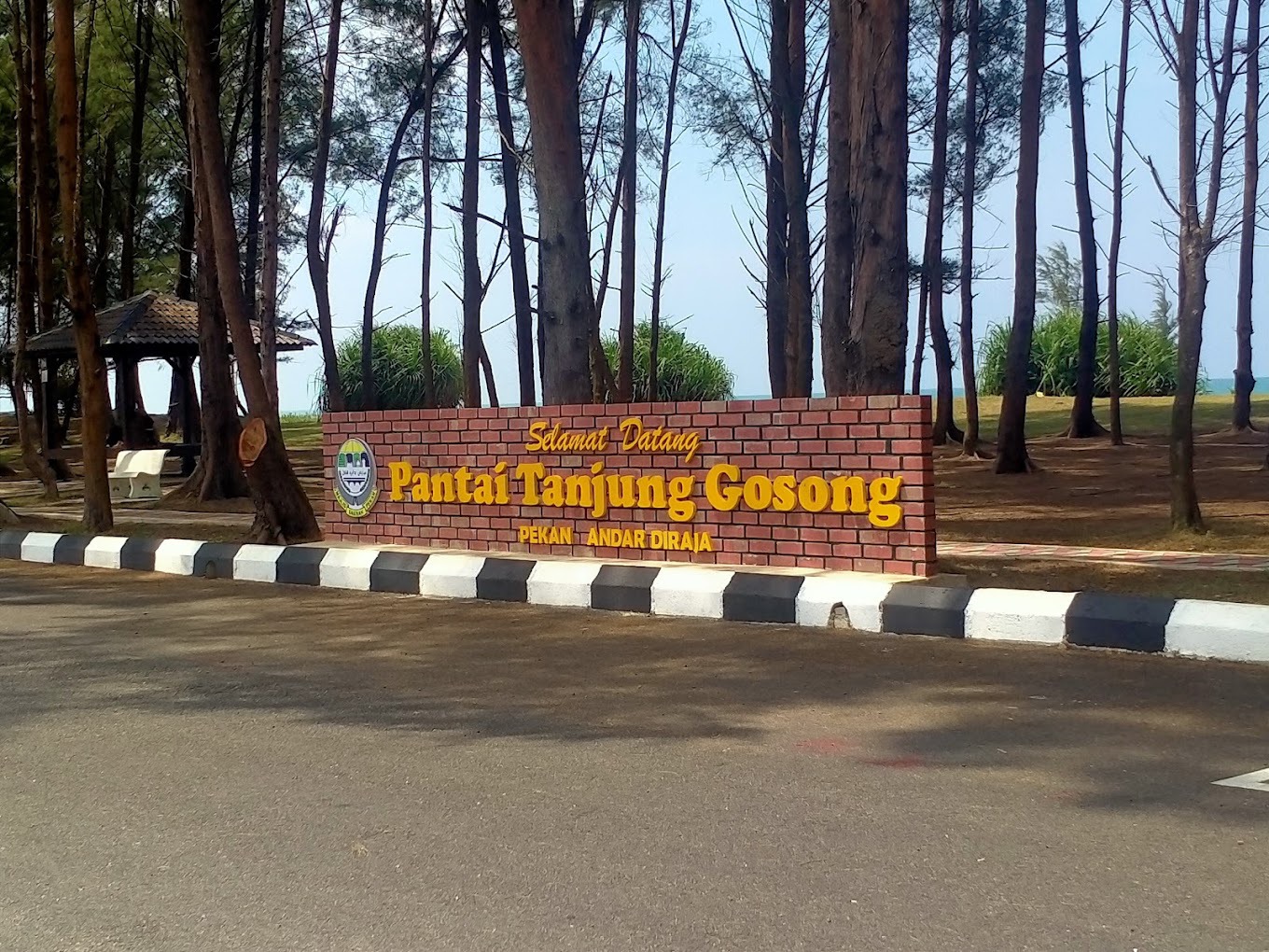 Gambar Pantai Tanjung Gosong