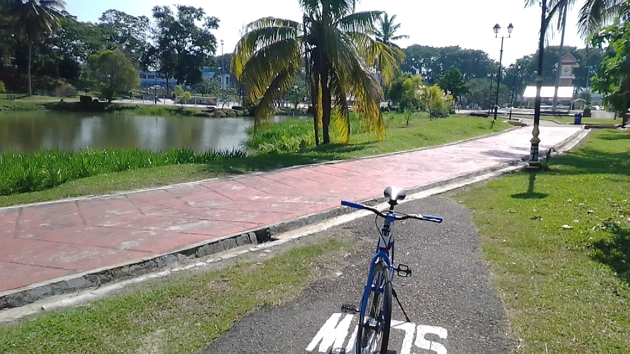 Gambar Taman Tasik Kluang