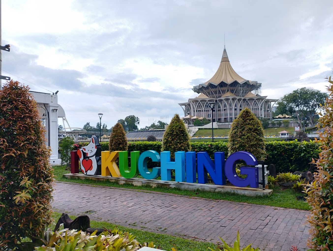 Gambar Kuching Waterfront