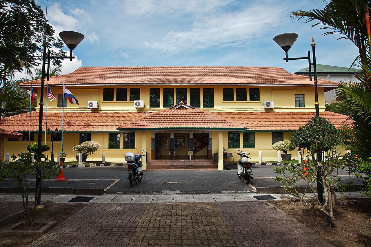 Gambar Muzium Labuan