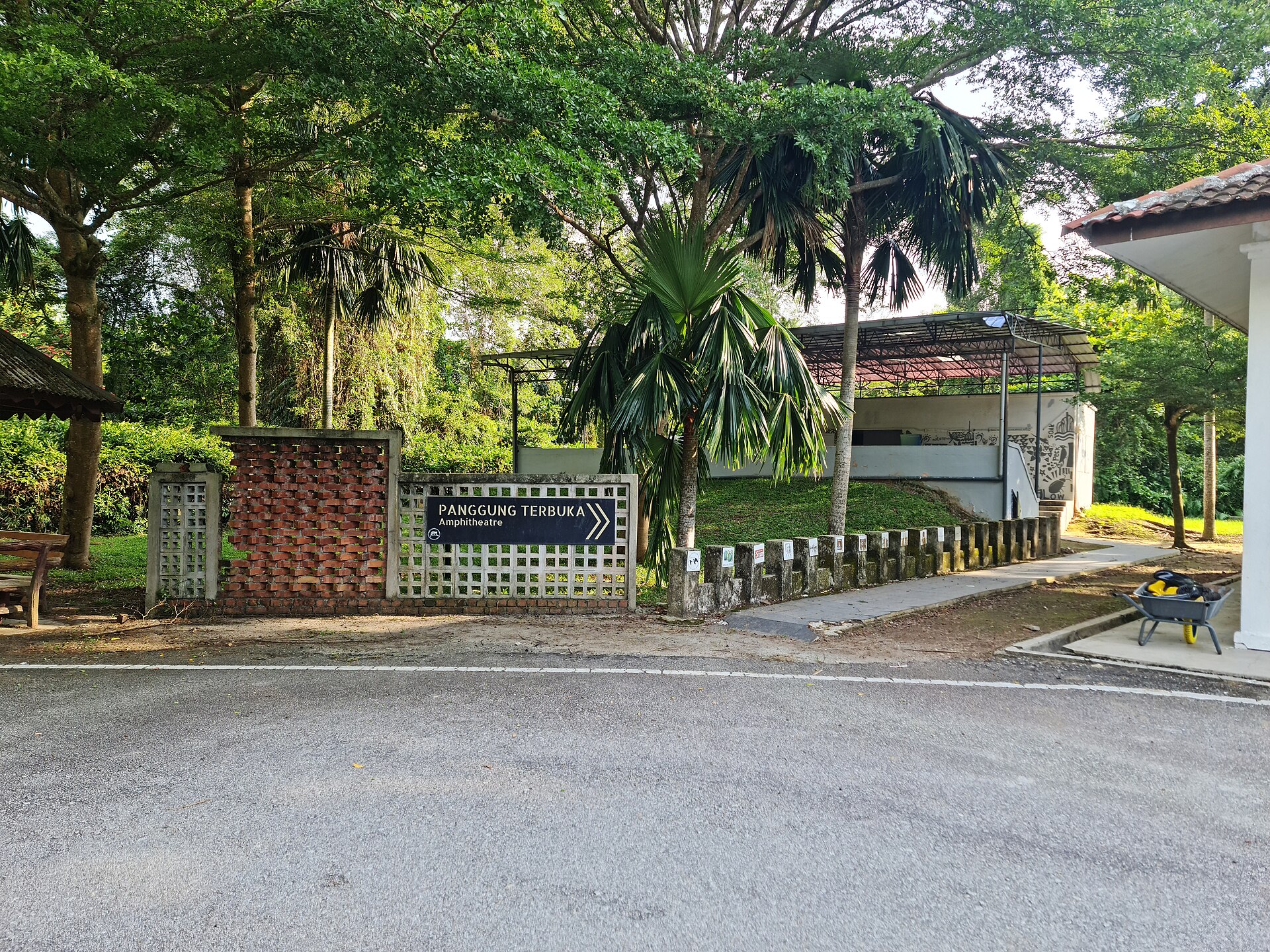 Kawasan Taman Alam Kuala Selangor