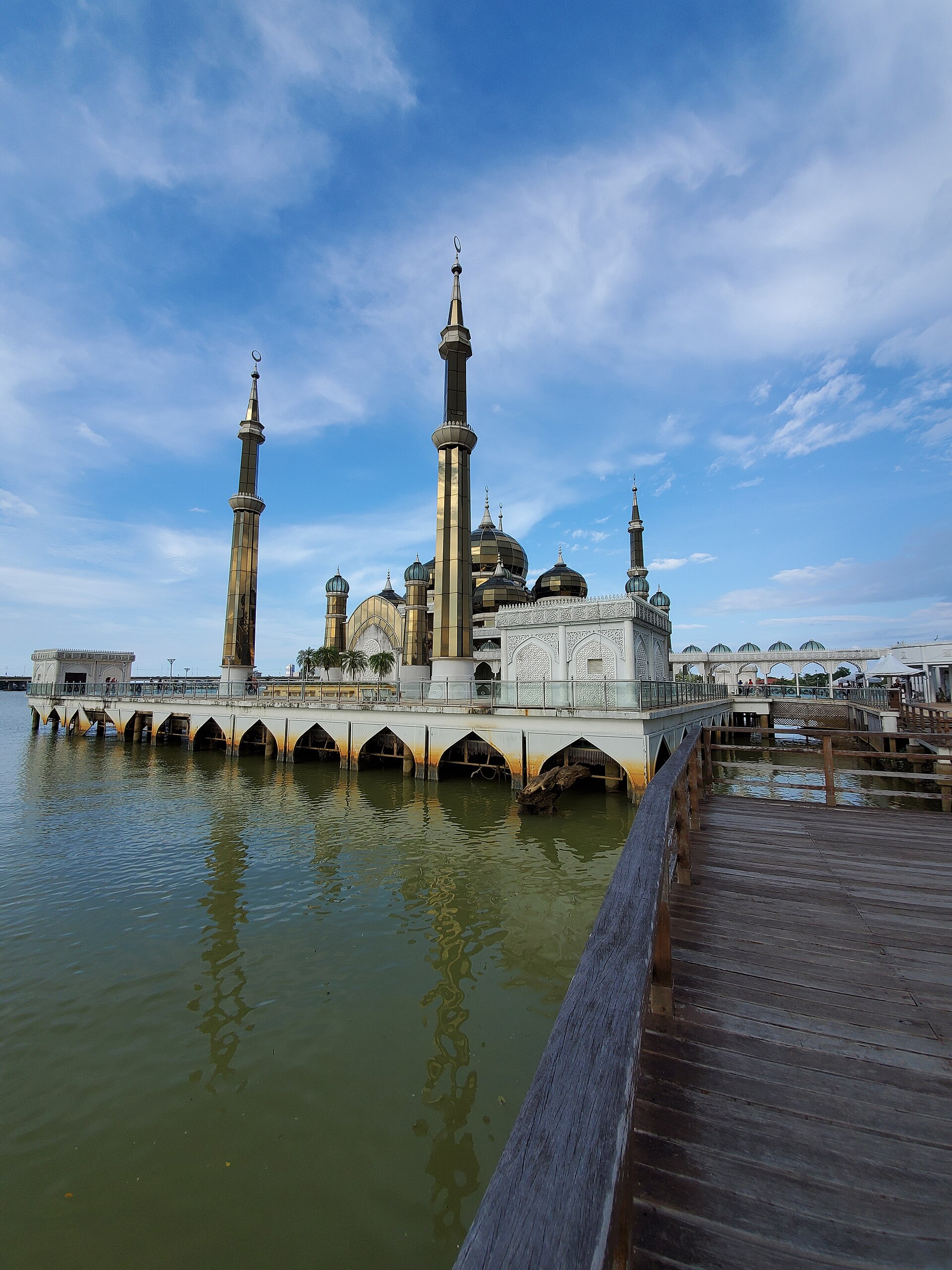 Masjid Kristal di Kuala Terengganu